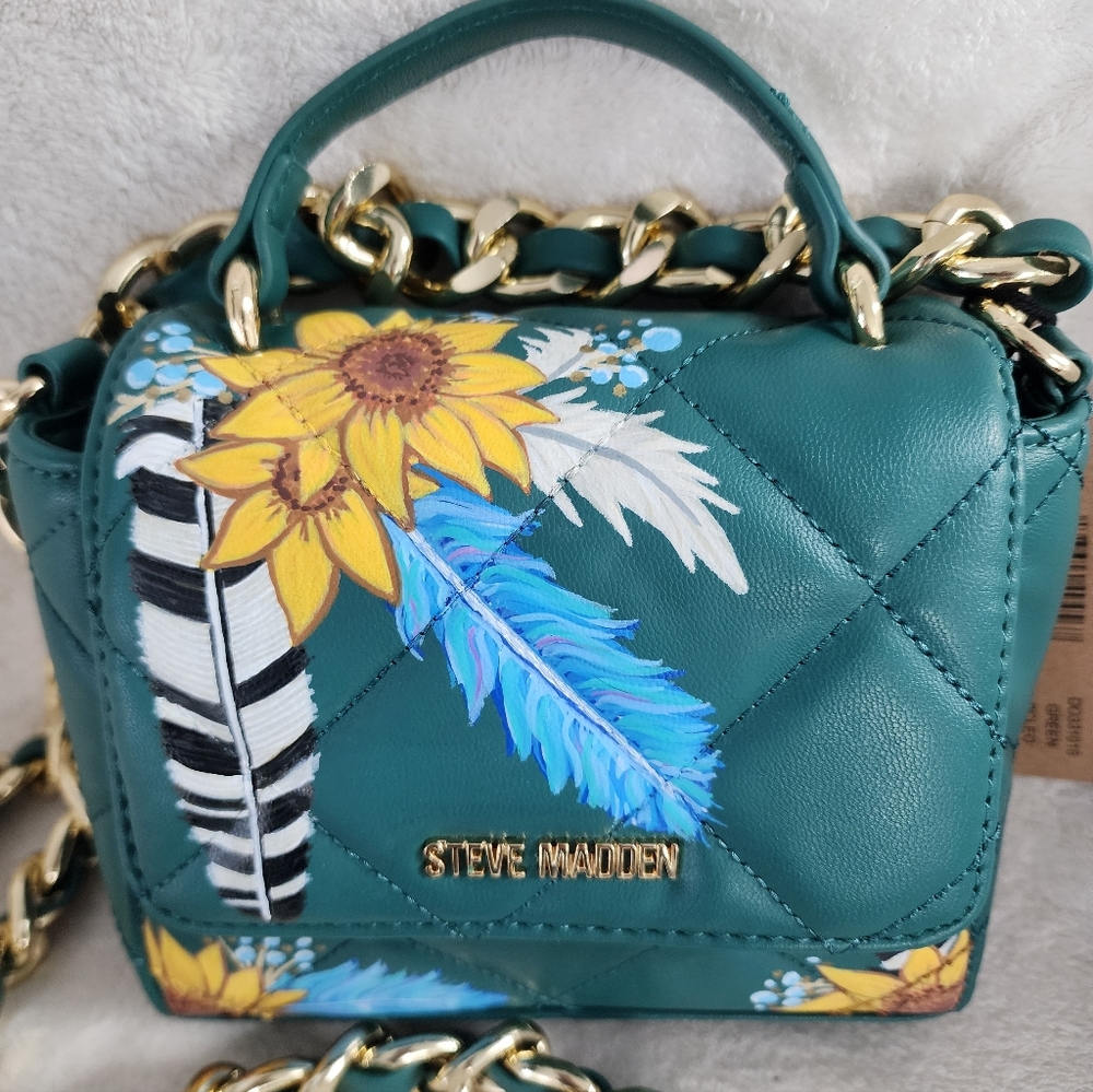 LIVE SHOW NOTIFICATION - Picture 10 of 16